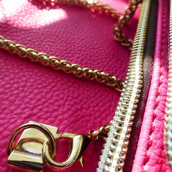 Pink Womens Clutch purse w/detachable gold chain - Picture 2 of 8